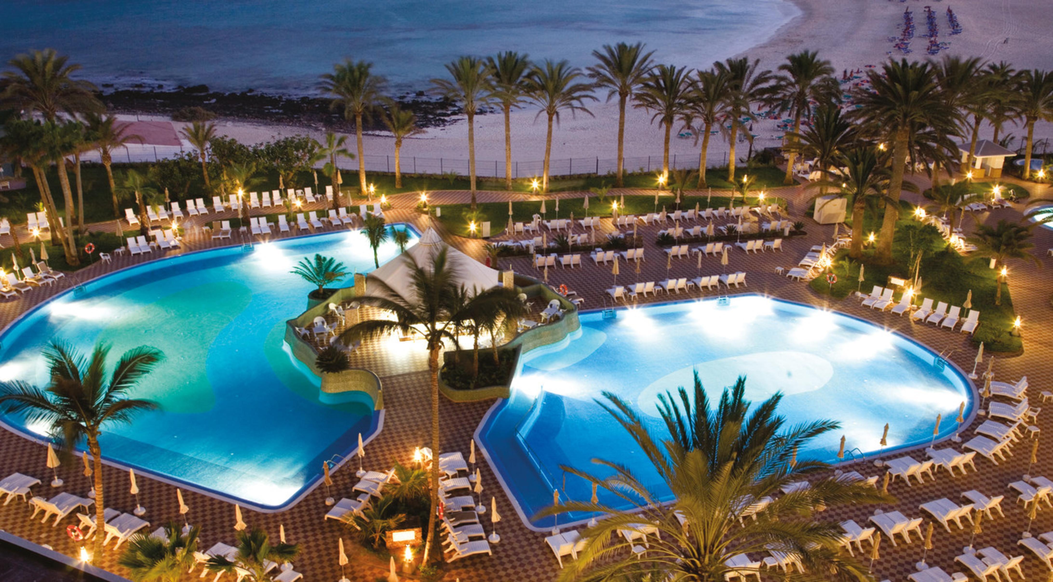 Riu Palace Tres Islas Коралео Екстериор снимка